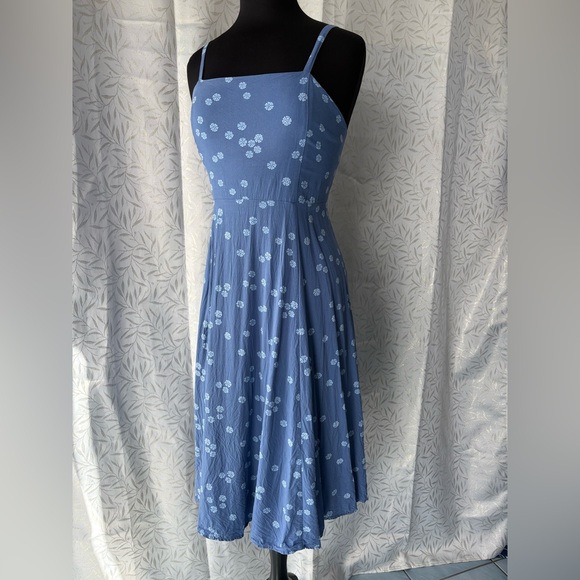 GAP Dresses & Skirts - GAP Blue Floral Dress